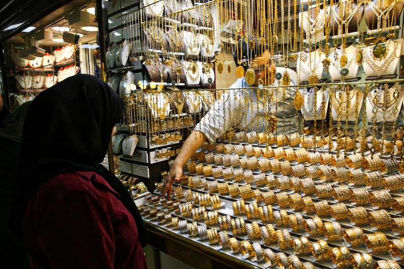 بازار ارز و طلا با افزایش اندک و ثبات نسبی همراه شد