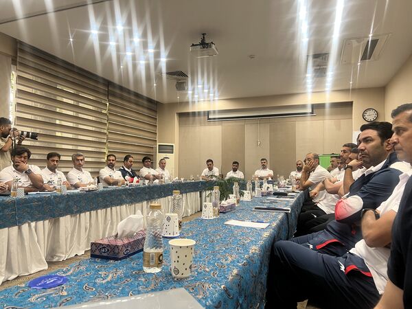 آغاز دوره پرولایسنس مربیگری در ایران؛ جباری و نویدکیا روی نیمکت کلاس!