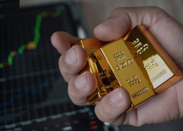 تنش بین ایران و آمریکا قیمت طلا جهانی را ۸ دلار گران کرد