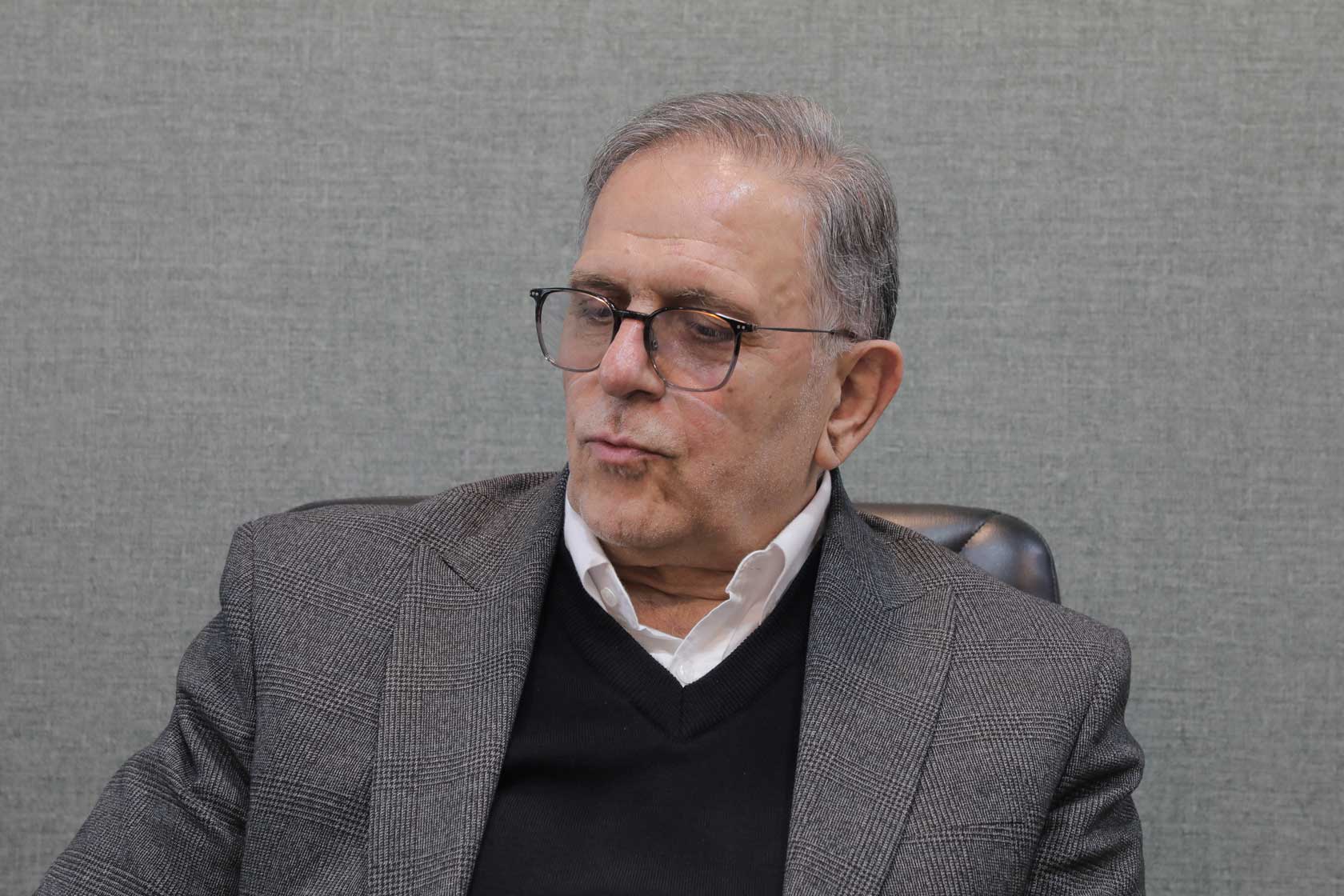 مدنی‌زاده فردی شایسته و دانش‌محور برای مدیریت اقتصاد است