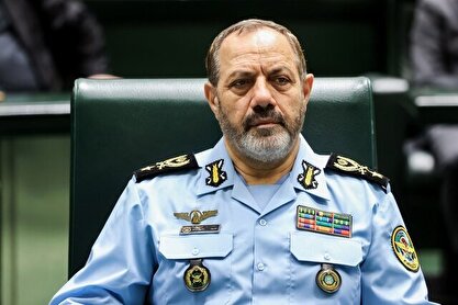 وزیر دفاع: دست نیروهای مسلح ما برای سال‌ها ادامۀ رزم پُر است / به‌تازگی آزمایش‌های موفقی داشتیم و تجهیزات جدید را به نیروهای عملیاتی واگذار کردیم / جنایت‌کاران صهیونیست منتظر پاسخ کوبنده باشند