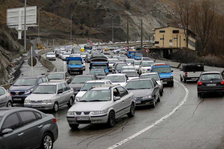 آخرین وضعیت محورهای شمالی؛ ممنوعیت تردد در جاده چالوس؛ هراز قفل شد