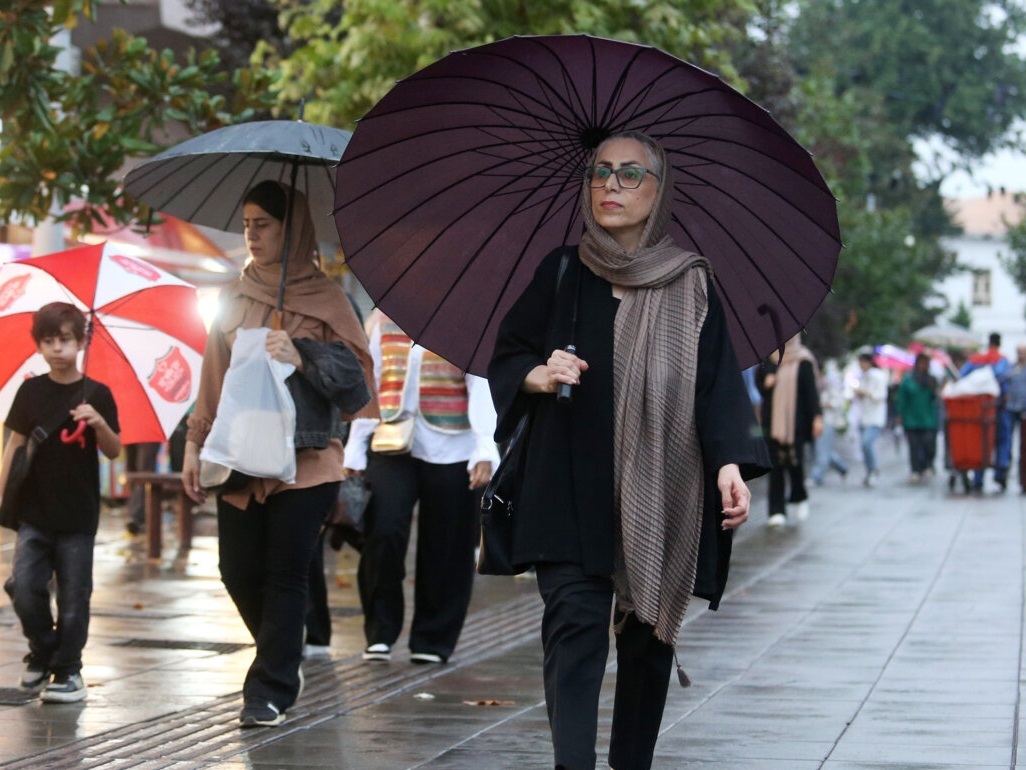 موج خنکی تابستان را فرا می‌گیرد؛ باران در راه است