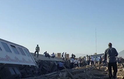 ببینید/  تصاویری از قطار تهران به کرمان که صبح امروز از ریل خارج شد