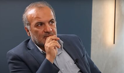 ویدیو / فرشاد فاطمی، استاد اقتصاد دانشگاه شریف: بحران هایمان دارد زیاد و عمیق می‌شود؛ دیگر راه حل‌های کوچک جواب نخواهد داد؛ نیاز به تغییرات عمده داریم