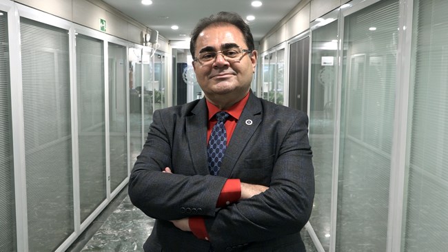 مسیر خطرناک صنعت ایران