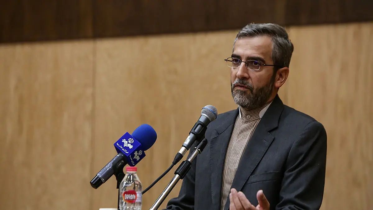 علی باقری: سابقه ممتد «علی لاریجانی» در سیاست خارجی، سرمایه خوبی برای کارآمدی بیشتر شورای عالی امنیت ملی خواهد بود/ انتصاب او، می‌تواند به معنای تغییر رویکرد در عرصه مناسبات دفاعی باشد