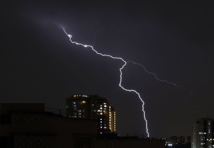 هواشناسی ۲۱ مرداد؛ طوفان ۴ روزه در راه تهران و این ۱۲ استان