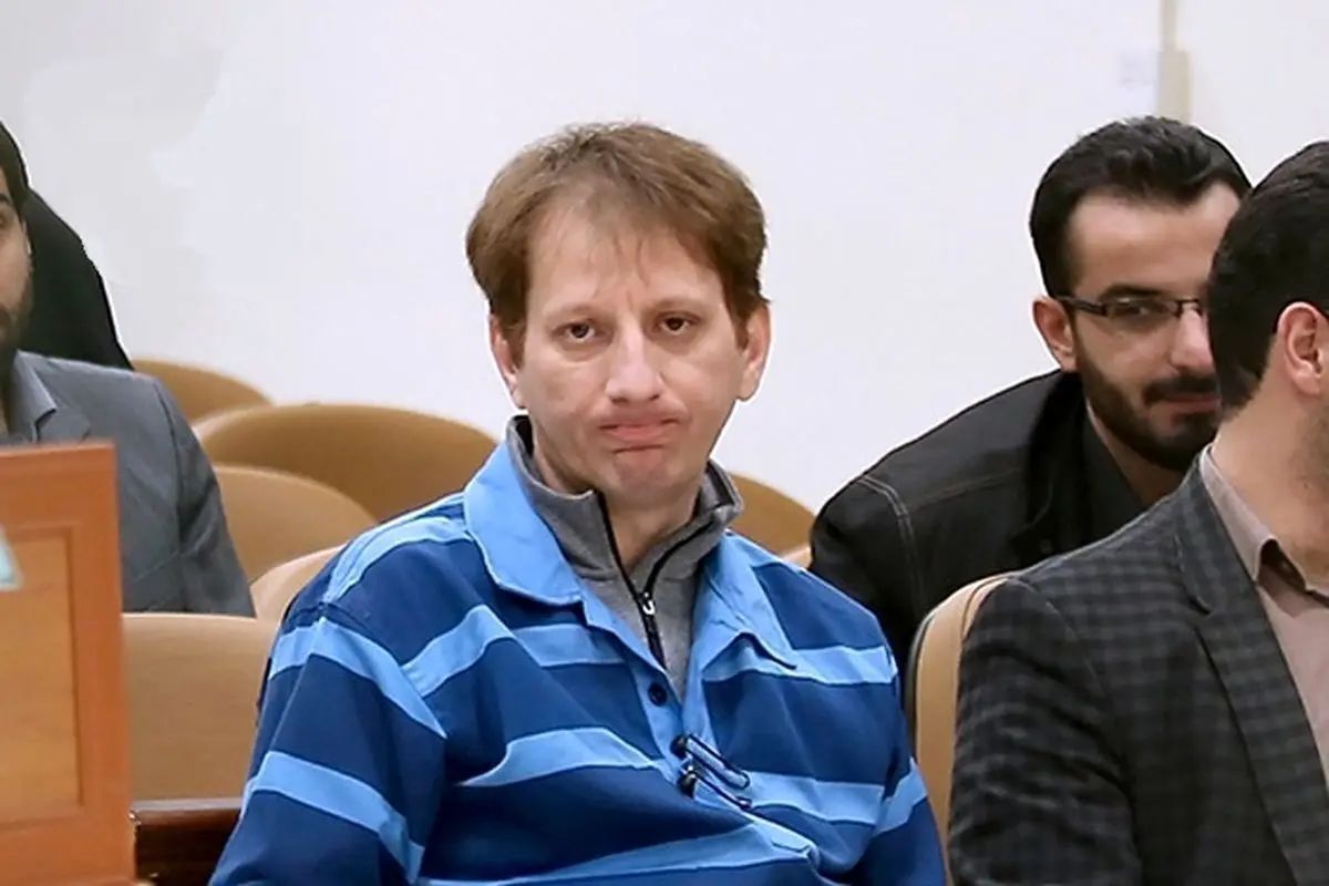 ایلنا به نقل از یک مقام مسئول: «بابک زنجانی» به بانک مرکزی ۱.۸ میلیارد دلار بدهکار است و تنها ۱۵ میلیون دلار را آن تسویه کرده/ برای مابقی بدهی‌ها اقدامی صورت نگرفته