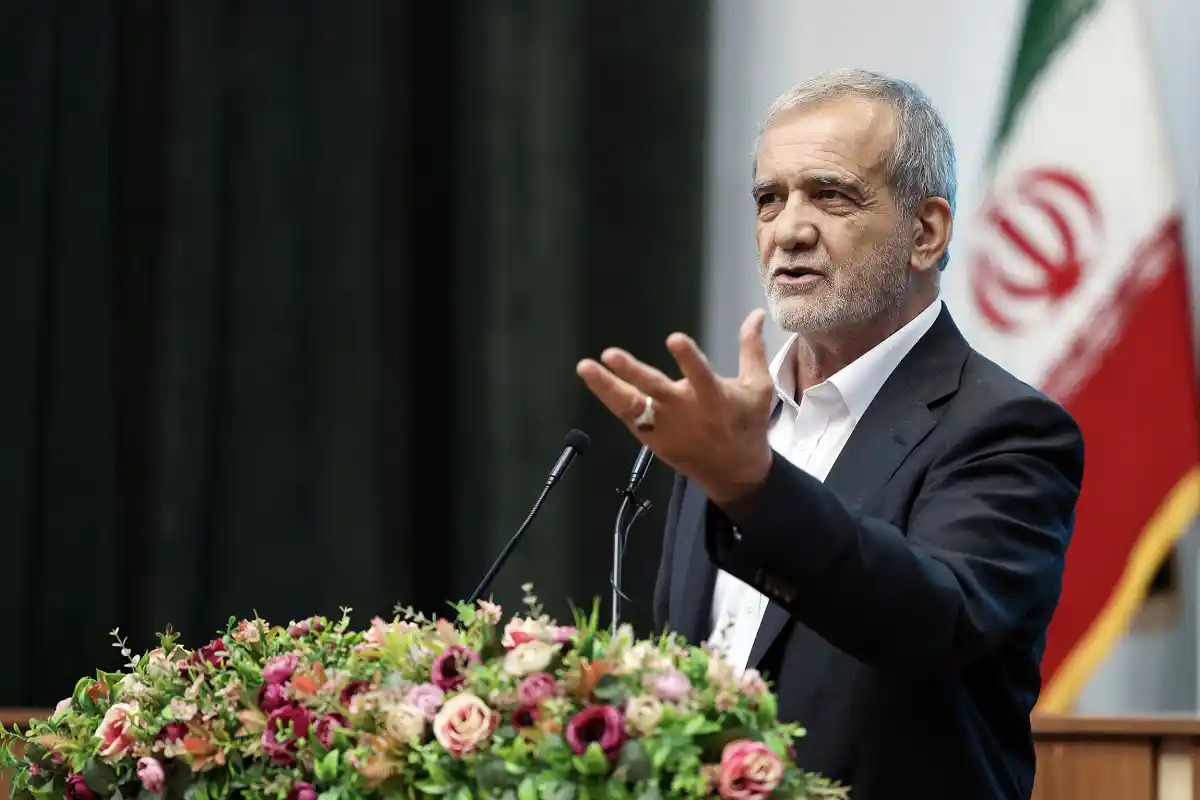 رئیس‌جمهور: حفظ ثروت ملی با افتتاح فاز اول طرح جمع‌آوری گازهای همراه
