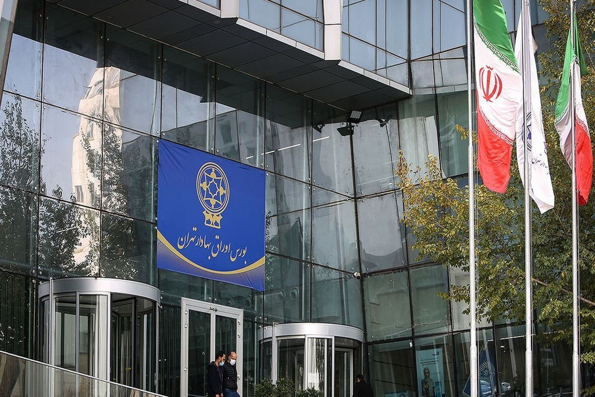 بورس تهران شنبه تعطیل نیست