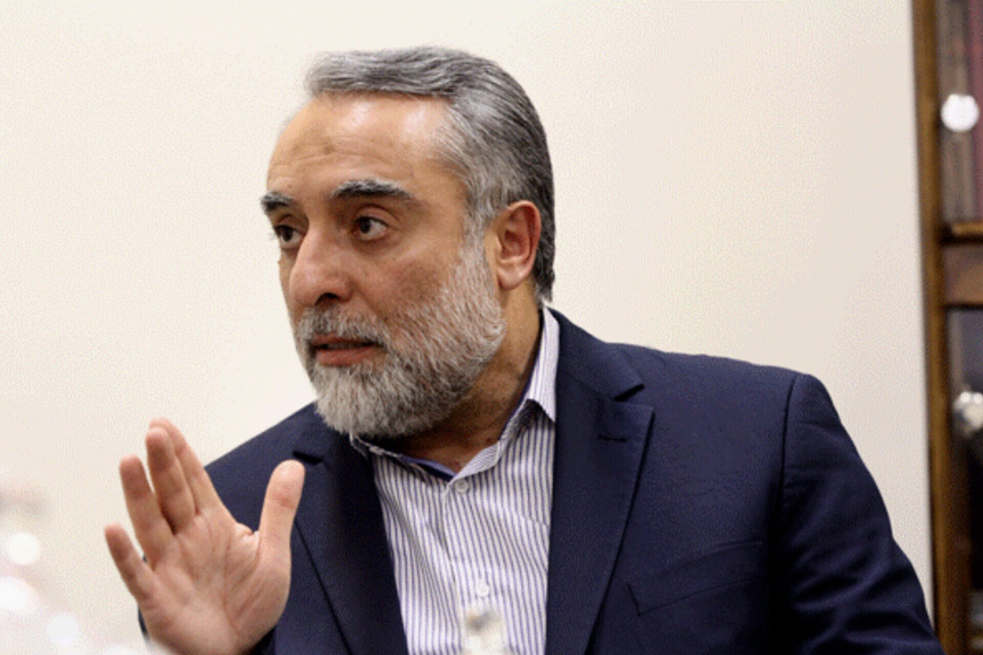 حمله کارشناس صداوسیما: «حسن روحانی» با این سخنان اخیر خود عین «اشعث بن قیس» در برابر نظام است / بغض در کلام او علیه سپاه موج می‌زند